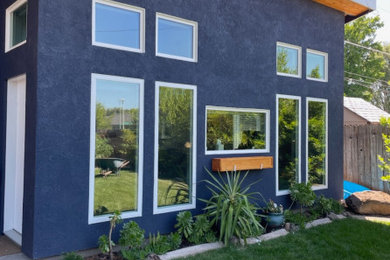 Contemporary exterior home idea in Sacramento