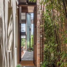 House - Side Passage