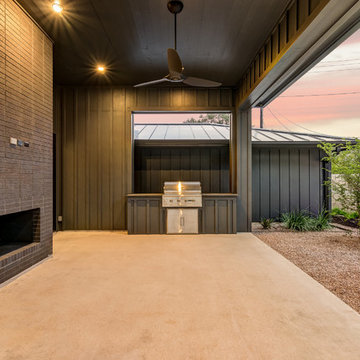 ATX Custom Contemporary-Wire Brushed Rome White Oak