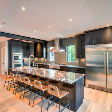 Family Lakeside Home