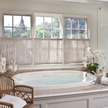 Bath window