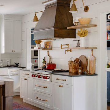 Farmhouse Transitional Kitchen