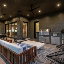 outdoor kitchen
