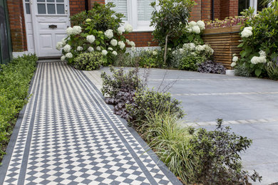 This is an example of a modern garden in London.