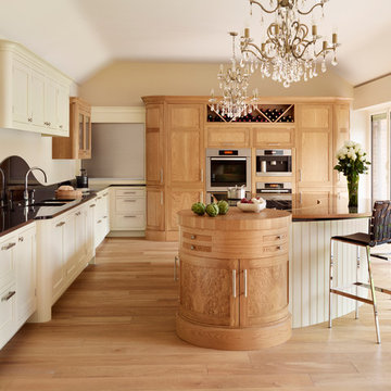 Canterbury | Solid Oak, Hand Painted Kitchen.
