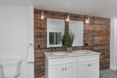 Farmhouse home design photo in Baltimore