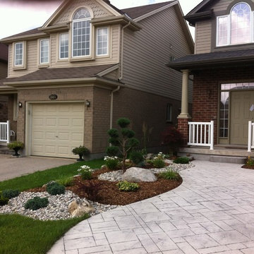 Asian inspired front garden