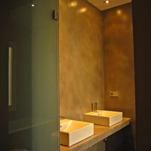 Laundry/bathroom
