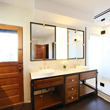 bathroom shinanegans