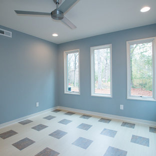 シャーロットのミッドセンチュリースタイルのおしゃれなホームジムの写真