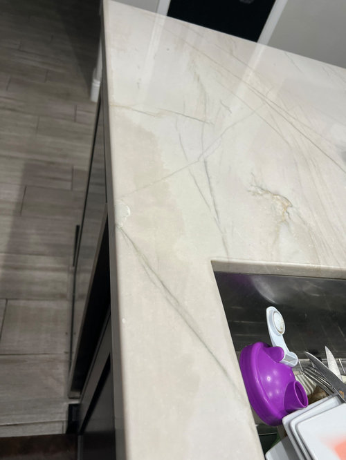 Issues with brand new quartzite staining