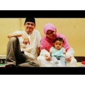 Cut Thamrins foto
