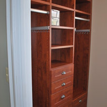 closet organized shelving/rods