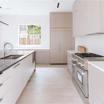 2021 Contemporary Kitchen Remodeling in Huntington Park, CA