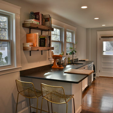 Wellborn Forest Kitchen with American Mist granite