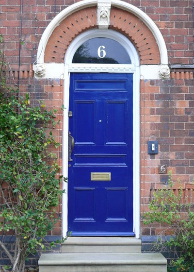 Traditional House Numbers by The Fanlight Number Co