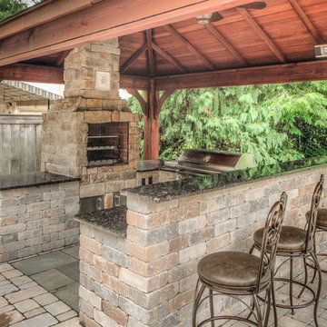 Outdoor Kitchen and Churrasqueria