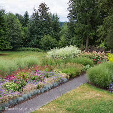 Contemporary Country Garden