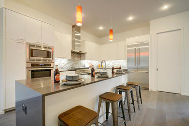 Example of a trendy kitchen design in New York