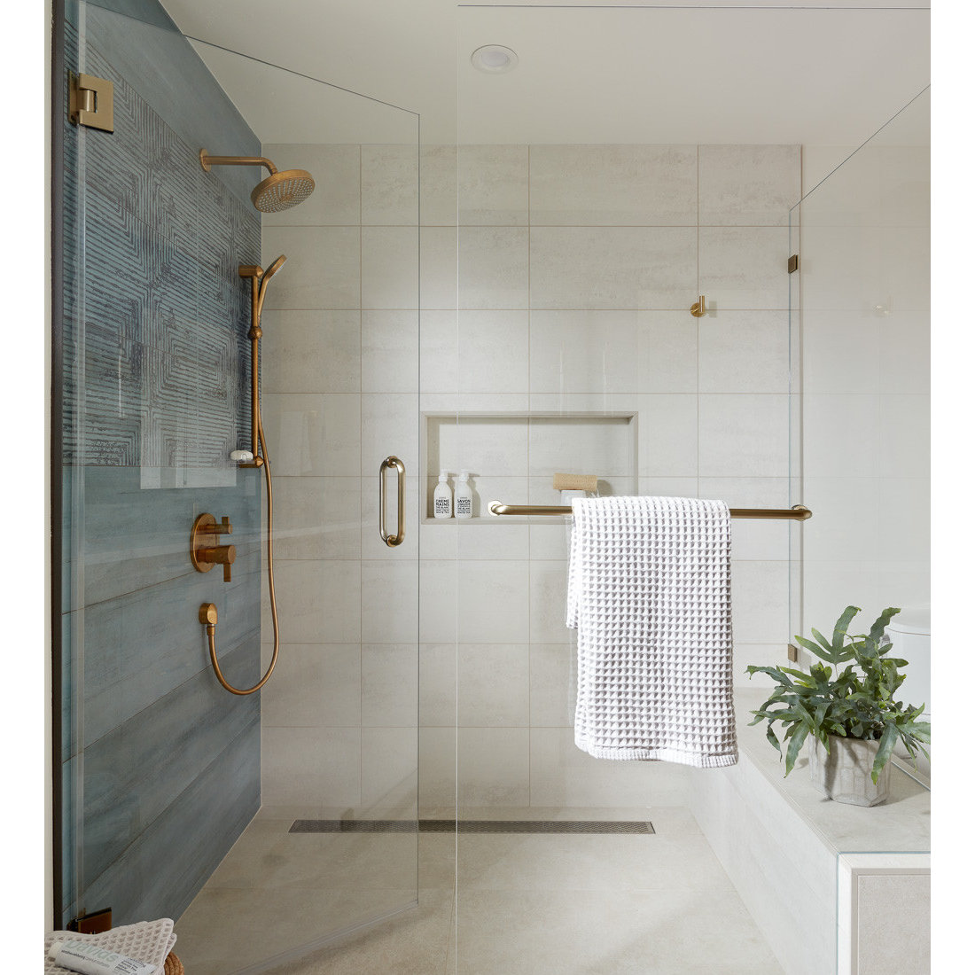 Blue Textured Master Bath