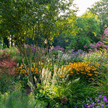 Country Pool Garden