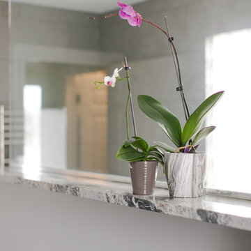 Modern Spa-Like Master Bath with Neutral Tones