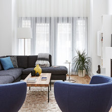 Sectional 2 chairs living room
