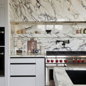 Lush, Layered and Refined Estate Home, Devil's Elbow ON