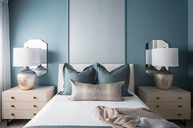 Bedroom - bedroom idea in Denver