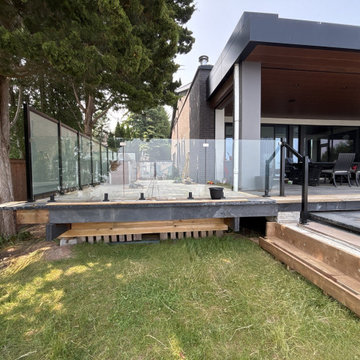 Frameless Glass Deck Railing