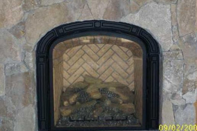 Example of a classic living room design in Sacramento