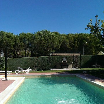 CHALET INDEPENDIENTE EN URBANIZACIÓN EL GOLF EN LAS MATAS. MADRID