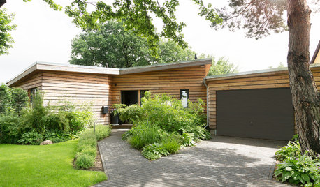 Moderner Holzbungalow im Grünen bei Berlin