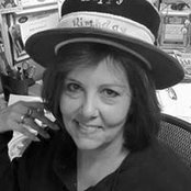 Debi Hogan's photo