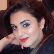 Haya Malik ˚s foto