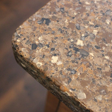 Geneseo, IL-Rustic but Refined