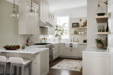 Example of a transitional kitchen design in San Francisco