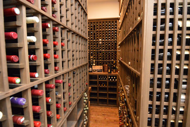 Wine cellar - traditional wine cellar idea in Los Angeles
