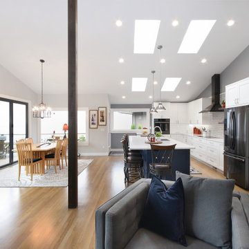 (Remodel - Custom) NanaWall Opens New Kitchen to Puget Sound
