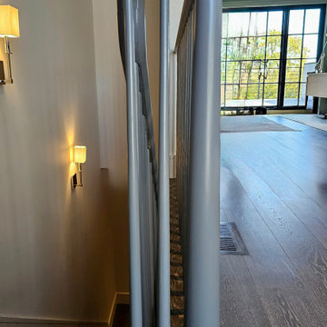 Project #112 | Traditional Staircase with Continuous Rail System
