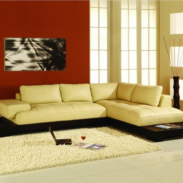 Modern Manhattan Sectional Sofa | Beige Leather