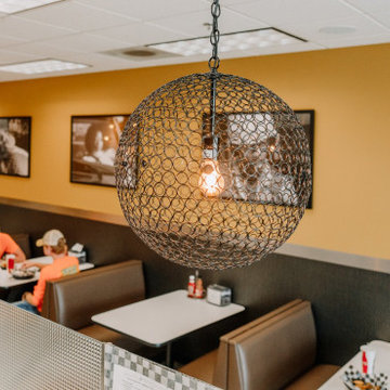 Warm + Bright Restaurant
