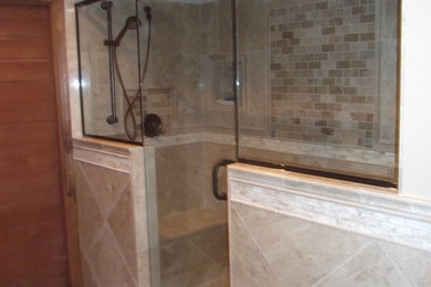Panel/Door/Panel Shower Enclosure