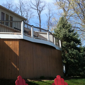 Lakehouse Deck