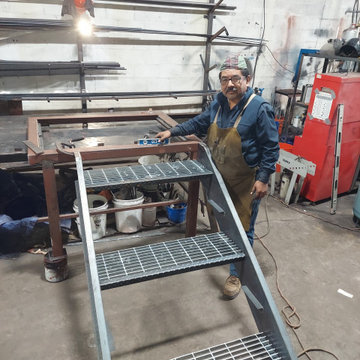 Replacing wooden stairs for steel