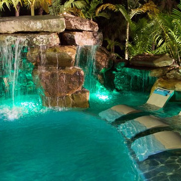 Ledge Lounger in-pool Chaise