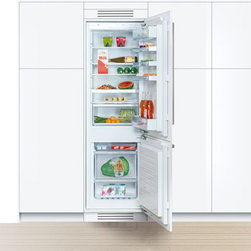 24" Built-In Custom Panel Bottom Freezer - 800 Series - Refrigerators