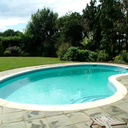 Sunningdale Freeform Pool - Products