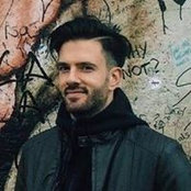 Oli's photo
