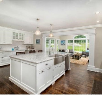 Wilson Point modern Colonial